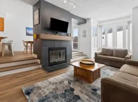 Blue Mountain Ski In Ski Out Resort Condo 2 Level