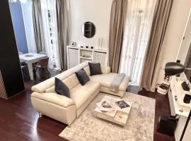 Deluxe Multispace apartment with green terrace