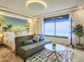 Amwaj Apt - Merlift Coastal Gem Beach at Your Doorstep, apartmán v destinaci Mirleft