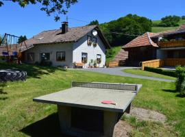 Haus Rümmele - Ferienwohnung 2, Hotel in Fröhnd