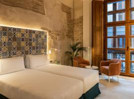 Axel Hotel Valencia - Adults Only, hotel with hot tubs in Valencia