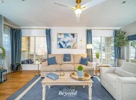Elegant Condo Memorable Spring Lakeview on a beautiful Island