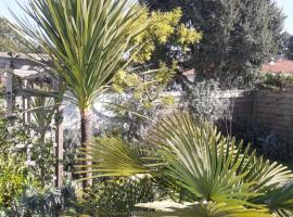 Villa Les Palmiers, hotel en Saint-Jean-de-Monts