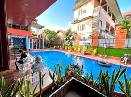 Vientiane Ruby Riverside Hotel, hotel com piscina em Vientiane