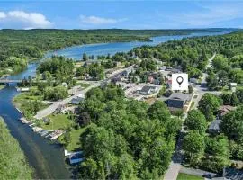 The Birches - Condotel Downtown Lake Leelanau Unit 5