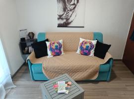 Chez Lilie, Studio cosy classé 2 étoiles Plage de Stella, hotel v destinaci Cucq