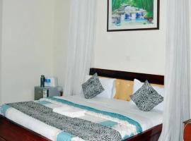 Lorycon Hotel Rukungiri, hotel a Rukungiri