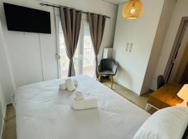 B&G fourth floor, hotel v destinaci Patra