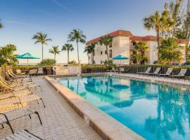 1BR 3rd floor Sanibel condo with endless ocean views 5B3, wellness hotel v destinaci Sanibel