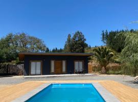 Caba&ntilde;as Los Robles，位于Coelemu的别墅