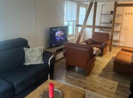 Grosse Neue Wohnung in Bern mit Whirlpool, hotell sihtkohas Bern
