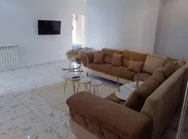 Appartement Grand Lux, Jaccuzi, Proche Aeroport