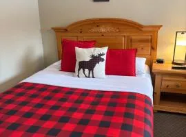 Parkway Motel