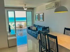 Apartamento Clean com Vista para a Praia do Forte - Cabo Frio