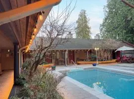 Sunshine Lodge Inn