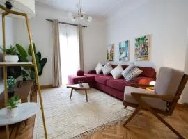 Vintage High Ceiling Apt in the Heart of Cairo