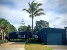 Hosts on the Coast Whanga Escape