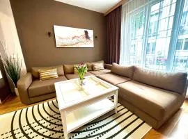 City Center 2BDR Flat with Workspace near Vitosha Blvd