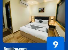 Glitz Hotels Riza - Nr NESCO Bombay Exhibition Centre Goregaon