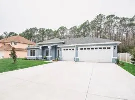 Spectacular NEW Home With Lots of parking Exit 284