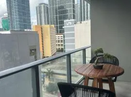 Downtown Brickell Miami 2bd apt