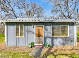 Peaceful Ranch Getaway with Deck in Red Bluff!
