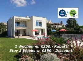 Villa with sea view Comfortable holiday residence