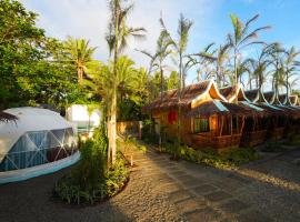 Carabao Island Beach Camp, hotel com estacionamento em San Jose