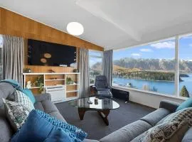 Best views walking distance to town 5 bedroom