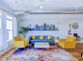 The Stallion #208 - Walk to Attractions - Modern Luxe Loft in Memphis Downtown with free covered gated parking