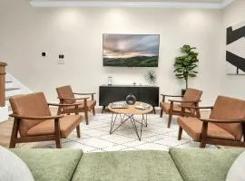 1 Miles From HDT KingBed FreeParking Laudry