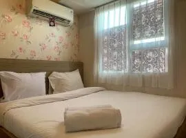 Homey and Comfortable 1BR at Cinere Resort Apartment By Travelio
