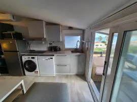 Mastora Seaside Loft