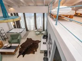 Renegade Hotel
