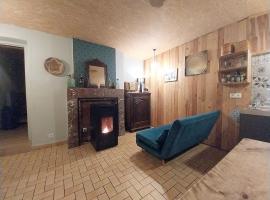 L'Eglantine, hotel v destinaci Rochefort