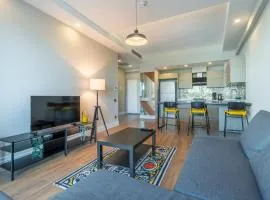 Maxi Sirius Town 1-Bed Free Pool, Spa, Fast WİFİ Fitness & Beach Access