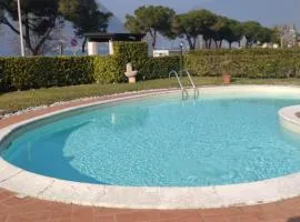 Lake and Love - Lago D'Iseo