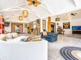Modern Joglo Villas in Canggu 5 Bedrooms