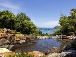 Mercure Wakayama Kushimoto Resort & Spa, three-star hotel in Kushimoto
