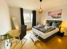 Sonniges Apartment, W-lan, Parkplatz, Autobahnnah, S-Bahn , Messe