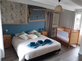 Gite de la perle rouge, hotel in Rodelinghem