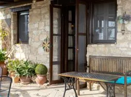 'I Folia' Village house with roof garden and terrace