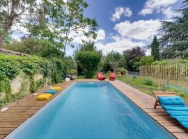 Bordeaux centre, Appartement privatif et 5 chambres privées, piscine, parking, hotel v destinaci Bordeaux