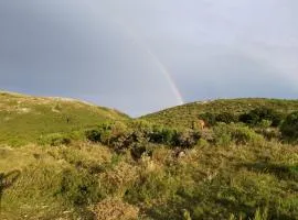 cabaña sin luz en campo