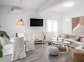 Capolavoro Sea View Villa, 6 pers by MPS