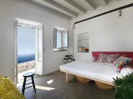Sterna Artists Studio