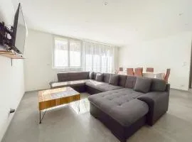 Appartement 3 chambres avec terrasse et Parking à Fréjus