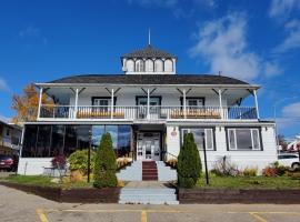 Hotel - Motel Georges, pet-friendly hotel in Tadoussac