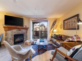 Ski in Ski out Pool Hot Tub Pool Table Resort View, hotel em Solitude