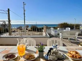 The Front Beach Penthouse 20 m by Salento Prime